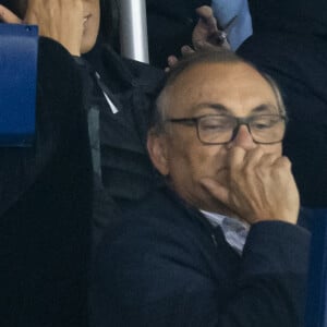 La chanteuse Shy'm et son nouvel ami Keziah Derard - People dans les tribunes lors du match de ligue des champions entre le PSG et l'AC Milan au Parc des Princes à Paris le 25 octobre 2023. © Cyril Moreau/Bestimage