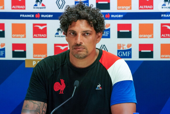 "J'avais prévu de faire lancer le numéro 9 si on avait affronté les All Blacks en finale", révèle Karim Ghezal
 
Karim Ghezal (Co entraîneur en charge de la conquête et des tâches spécifiques) - Stage de l'équipe de France de rugby à Monaco, le 13 juillet 2023. © Norbert Scanella/Panoramic/Bestimage