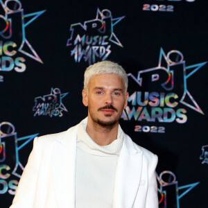 Matt Pokora (M Pokora) au photocall de la 24ème édition des "NRJ Music Awards (NMA)" au Palais des Festivals à Cannes le 18 novembre 2022.