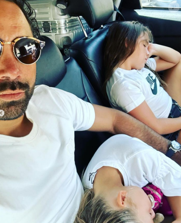 Yoann Huget avec ses filles sur Instagram.