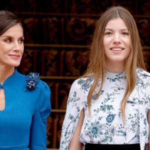 La reine Letizia d'Espagne, L'infante Sofia d'Espagne - La princesse Leonor, entourée de la famille royale, quitte le Parlement après avoir prêté serment, à l'occasion de son 18ème anniversaire à Madrid, le 31 octobre 2023. 