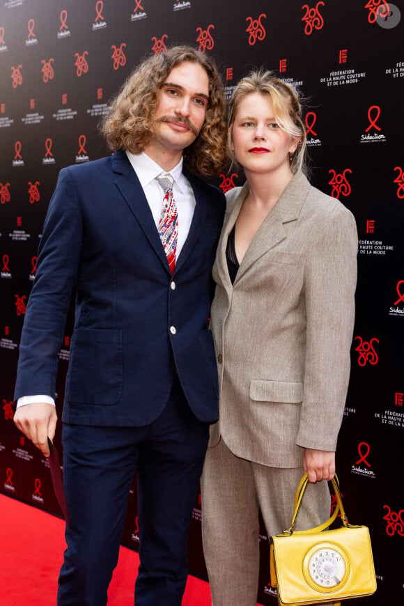 Elle a même participé au Festival Le Parisien, en septembre 2023, alors qu'elle s'était blessée au genou.
Zaho de Sagazan - Photocall de la 20e édition du dîner de la Mode du Sidaction, "Annees Palace" au Pavillon Cambon Capucines à Paris le 6 juillet 2023. © Olivier Borde/Bestimage