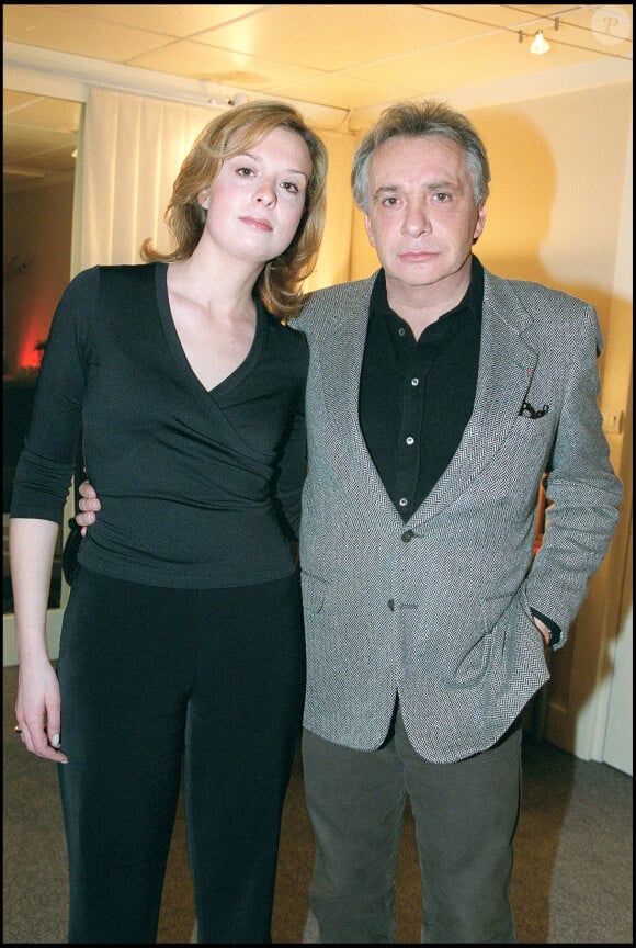 Michel Sardou et sa fille Cynthia, en 2001