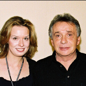 Michel Sardou et sa fille Cynthia, à Bercy en 2001