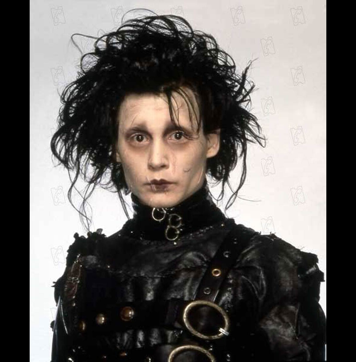 Edward au mains promo d'argent