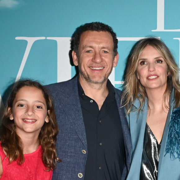 Dany Boon avec sa fille Sarah et sa compagne Laurence Arné - Avant-première du film "La Vie pour de vrai" au cinéma Pathé Wepler à Paris le 18 avril 2023. © Coadic Guirec/Bestimage 