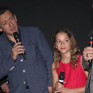 Exclusif - Dany Boon (réalisateur du film) avec sa fille Sarah qu'il a fait jouer dans le film - Avant-première du film "La Vie pour de vrai" au cinéma Pathé Wepler à Paris le 18 avril 2023. © Bertrand Rindoff / Bestimage 