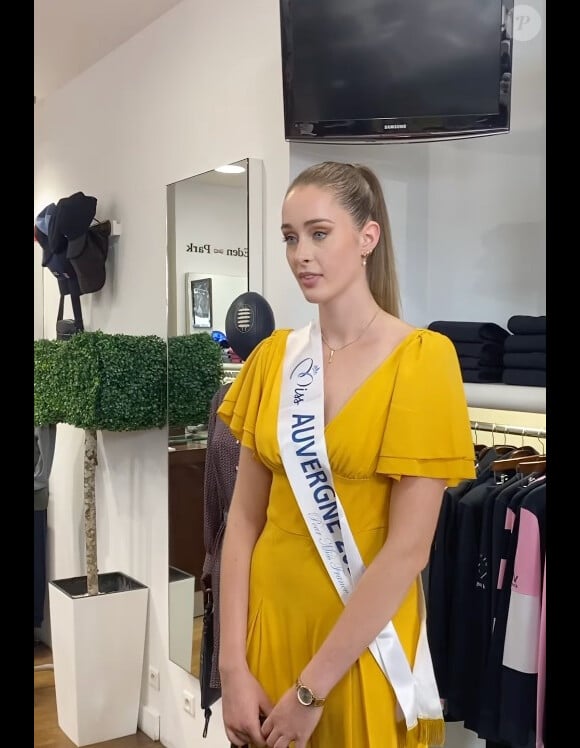 C'est une candidate à la nouvelle édition du concours Miss France à suivre de près !
(Capture d'écran : vidéo orianemalletoff)