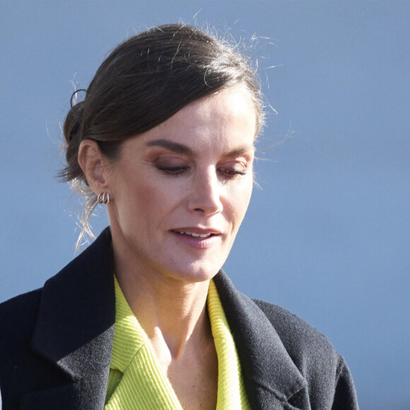 Le roi et la reine Letizia d'Espagne, au départ pour leur voyage officiel au Danemark de Madrid, Espagne, le 6 novembre 2023. La visite du couple royal espagnol, servira à mettre en valeur et à renforcer les liens bilatéraux et les relations entre les deux pays, du 6 au 8 novembre 2023. 