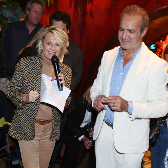 Exclusif - Sophie Davant à la soirée de Roland Perez pour la sortie de son livre 'Ma Mere, Dieu et Litzie' au Buddha Bar à Paris, le 8 novembre 2023. @ Jerome Dominé/ABACAPRESS.COM