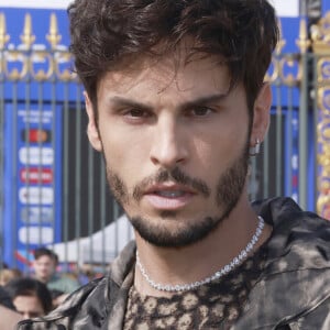 Baptiste Giabiconi - Défilé Dior dans les jardins des Tuileries lors de la Paris Fashion Week, saison printemps-été 2024 le 26 septembre 2023.