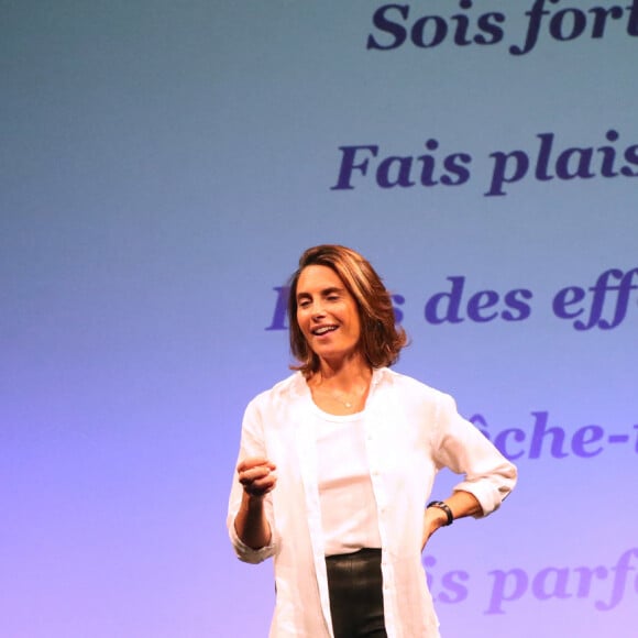 Exclusif - Première représentation du show de Alessandra Sublet "Tous les risques n'auront pas la saveur du succès" au Théâtre Antoine à Paris. Le 13 novembre 2023 © Bertrand Rindoff / Bestimage