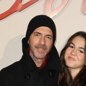 Calogero avec sa fille Nina - Avant-première mondiale du film "Napoléon" à la Salle Pleyel à Paris le 14 novembre 2023. © Coadic Guirec / Bestimage