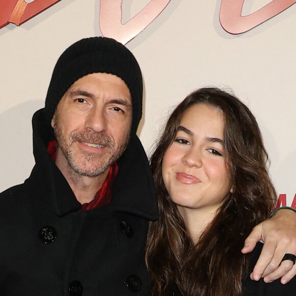 Calogero avec sa fille Nina - Avant-première mondiale du film "Napoléon" à la Salle Pleyel à Paris le 14 novembre 2023. © Coadic Guirec / Bestimage