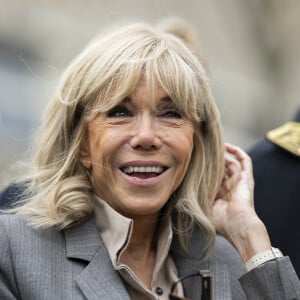 Brigitte Macron ( Visite dans un collège de Paris pour la journée nationale contre le harcèlement scolaire, 9 novembre 2023 à Paris. © Eliot Blondet/Pool/Bestimage