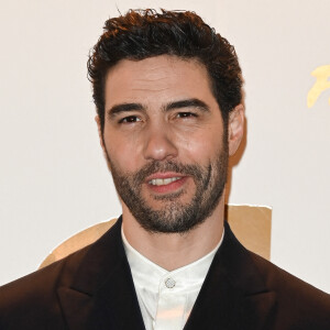 Tahar Rahim - Photocall au Fouquet's après la 48ème cérémonie des César à Paris © Coadic Guirec / Bestimage