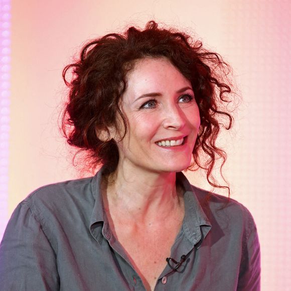 Puisqu'elle s'est achetée un appartement.
Exclusif - Elsa Lunghini lors des répétitions de l'émission "Duos Mystères" à la Seine Musicale à Paris, diffusée le 20 août sur TF1. © Gaffiot-Moreau / Bestimage