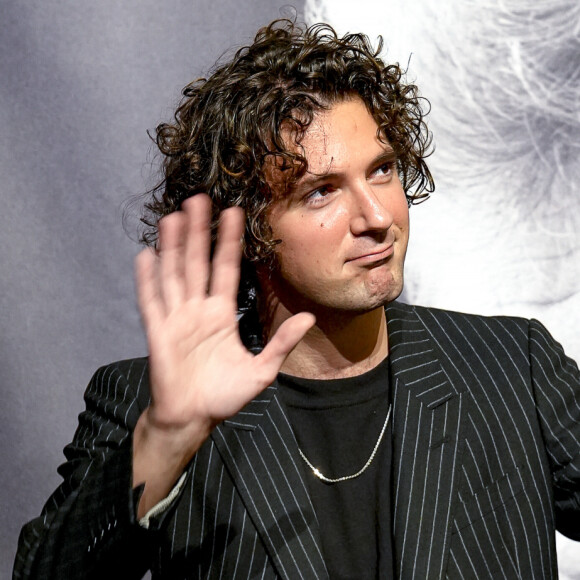 Vincent Lacoste - Photocall de la cérémonie de remise du Prix Lumière à W.Wenders à l'occasion de la 15ème Edition du Festival Lumière de Lyon. Le 20 octobre 2023 © Sandrine Thesillat / Panoramic / Bestimage 