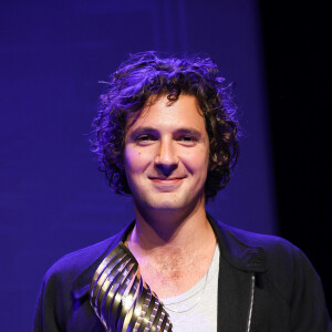 Vincent Lacoste (Valois de l'acteur dans le Temps d'aimer) - Cérémonie de clôture de la 16ème édition du festival du film francophone (FFA) de Angoulême le 27 aout 2023. © Coadic Guirec/Bestimage 