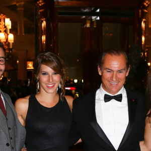 Exclusif - Stéphane Henon, Marwan Berreni, Léa François, Fabrice Larue, Fabienne Carat et Christophe Beaugrand - Soirée de Gala "Africa on the Rock" de l'AMREF Flying Doctors en partenariat avec la Fondation Princesse Charlene de Monaco à l'hôtel de Paris, le 17 octobre 2015 à Monaco. L'AMREF Flying Doctors est la première ONG de santé publique en Afrique. Cette soirée marquera pour elle le lancement officiel de la phase II de la campagne internationale "Stand Up for African Mothers", qui vise à former 15000 sage femmes africaines pour contribuer à réduire la mortalité maternelle et néonatale en Afrique subsaharienne. Ce sera aussi le lancement d'un projet au Kenya entre l'AMREF et la Fondation Princesse Charlene de Monaco pour la santé des enfants via l'accès à l'eau potable, l'éducation à l'hygiène, la prévention de la noyade, l'apprentissage de la natation et du secourisme à l'école. Selon l'OMS, la noyade est une question de santé publique majeure : 42 personnes meurent noyées chaque heure dans le monde. Le continent africain est l'un des plus touchés. © Bruno Bebert / Olivier Huitel / Pool Restreint / Bestimage