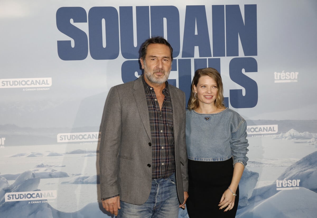 Photo Gilles Lellouche, Mélanie Thierry (enceinte de son 3ème enfant