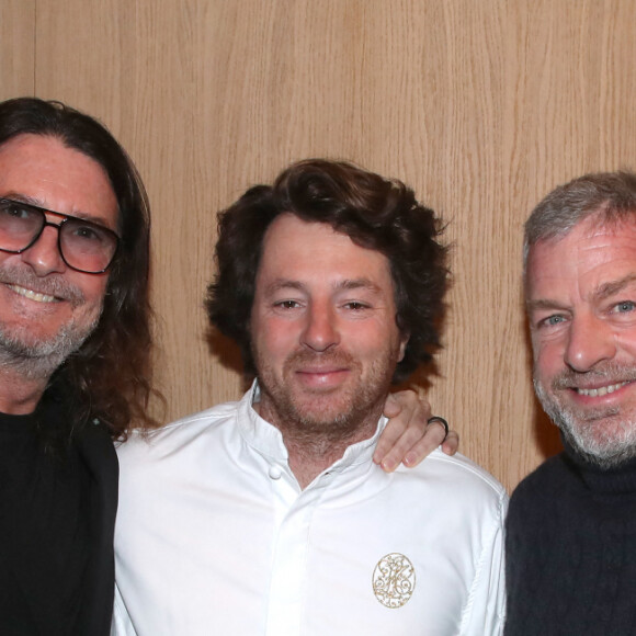 Jean Imbert c'était du côté des papilles
Exclusif - Jacques-Antoine Granjon, le chef Jean Imbert et Jacques Bungert - 30ème Anniversaire du groupe de communication Mazarine à la "Maison Mazarine" à Paris le 7 décembre 2023. © Bertrand Rindoff / Bestimage 