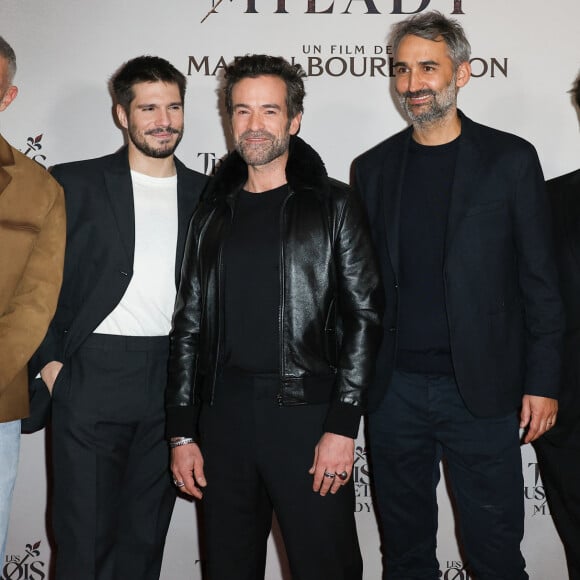 Vincent Cassel, François Civil, Romain Duris, Martin Bourboulon (réalisateur) et Pio Marmaï - Première du film "Les Trois Mousquetaires: Milady" au Grand Rex à Paris le 10 décembre 2023. © Coadic Guirec-Dominique Jacovides /Bestimage