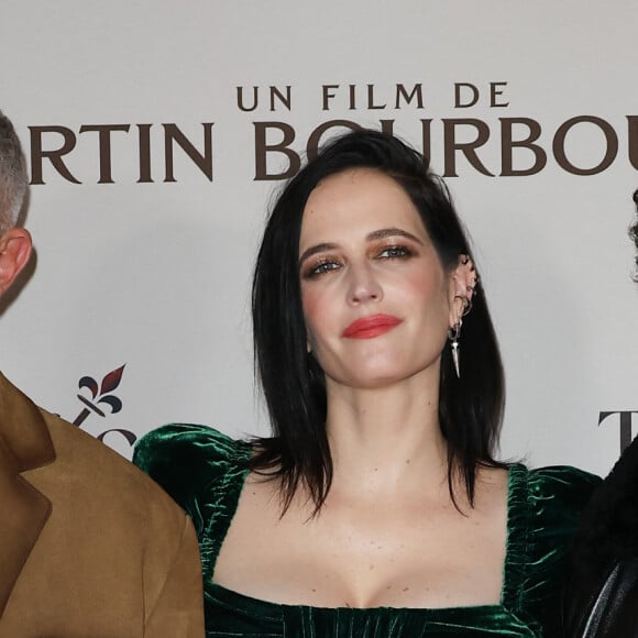 Vincent Cassel, Eva Green et Romain Duris - Première du film "Les Trois Mousquetaires: Milady" au Grand Rex à Paris le 10 décembre 2023. © Coadic Guirec-Dominique Jacovides /Bestimage