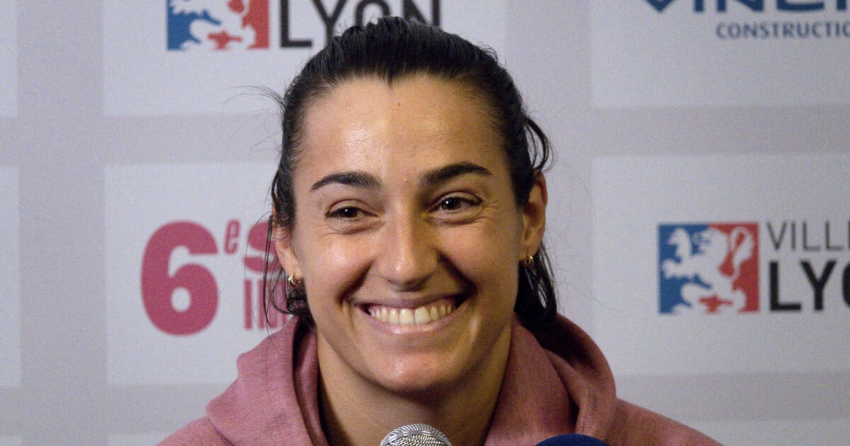 Caroline Garcia En Couple La Joueuse Saffiche Main Dans La Main Avec Un Beau Brun Venu D 8511