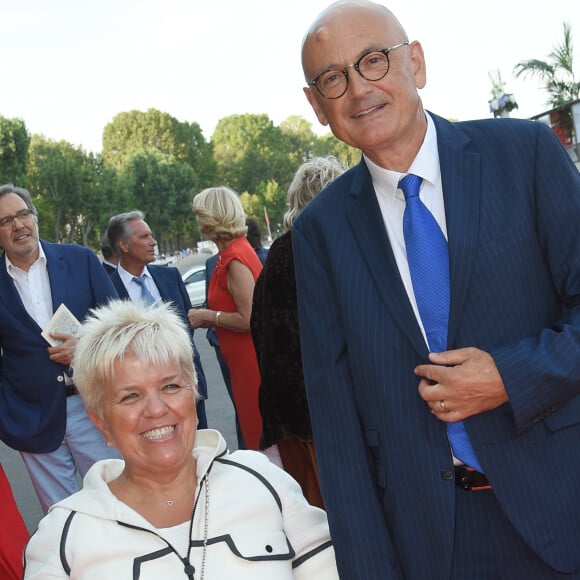 Mimie Mathy et son mari Benoist Gérard - Soirée du 90ème anniversaire de Line Renaud sur le Bateau Potel et Chabot "Pavillon Seine" à Paris le 2 juillet 2018. © Coadic Guirec/Bestimage