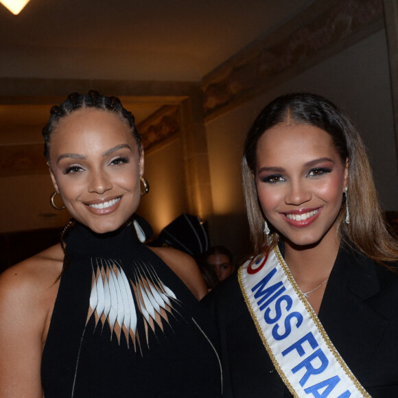 Alicia Aylies (Miss France 2017) et Indira Ampiot (Miss France 2023) lors du "Etam Show 2023" au club "Le Palace", le 26 septembre 2023. © Rachid Bellak/Bestimage