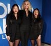Laeticia Hallyday et ses filles Joy et Jade ont vécu un grand soir
Laeticia Hallyday et ses filles Joy et Jade - Photocall du vernissage de l'exposition "Johnny Hallyday, l'exposition" au Palais des Expositions à Paris. © Dominique Jacovides / Bestimage