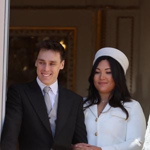 Louis Ducruet et sa femme Marie, La princesse Stéphanie de Monaco - La famille princière de Monaco au balcon du palais, à l'occasion de la Fête Nationale de Monaco. Le 19 novembre 2023 © Dominique Jacovides-Bruno Bebert / Bestimage 