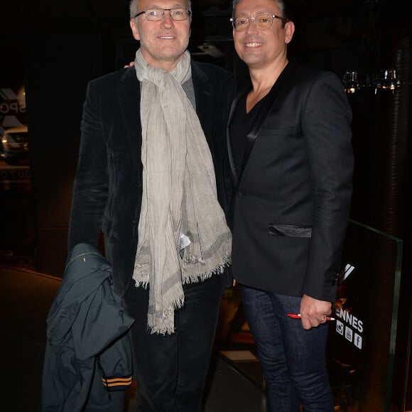 Laurent Ruquier et Jacques Sanchez - Cocktail pour le lancement du livre "Les bonnes chansons ne meurent jamais" de J. Sanchez au NoLita à Paris, le 4 novembre 2015. © Veeren/Bestimage