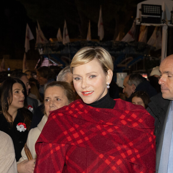 La princesse Charlène de Monaco - inauguration du marché de Noël sur la place du Casino de Monte-Carlo à Monaco, le 7 décembre 2023. © Olivier HuitelPool/Bestimage 