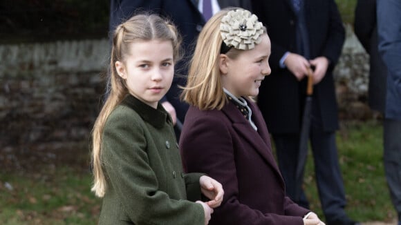 VIDÉO Princesse Charlotte, son comportement avec sa cousine Mia Tindall filmé à son insu : "Tu peux le prendre !"