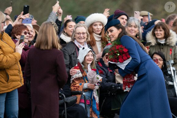 Le matin de Noël n'est pas réservé qu'à l'ouverture des cadeaux au pied du sapin.
Catherine (Kate) Middleton, princesse de Galles, la princesse Charlotte de Galles, Mia Tindall - Les membres de la famille royale britannique lors de la messe du matin de Noël en l'église St-Mary Magdalene à Sandringham, le 25 décembre 2023.