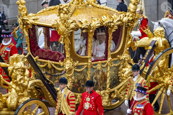 Le roi Charles III d'Angleterre et Camilla Parker Bowles, reine consort d'Angleterre lors de la cérémonie de couronnement du roi d'Angleterre à Londres, Royaume Uni, le 6 mai 2023. 