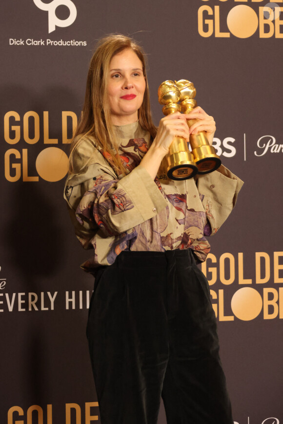 Justine Triet - Press room de la 81ème cérémonie des Golden Globes au Beverly Hilton à Los Angeles le 7 janvier 2024. © Crash/imageSPACE via ZUMA Press Wire / Bestimage