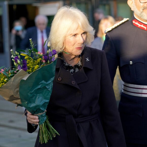 Camilla Parker Bowles, reine consort d'Angleterre lors d'une visite pour rencontrer les enfants, les familles et le personnel de l'hospice pour enfants Charlton Farm de Childrens Hospice South West (CHSW), à Bristol, Royaume Uni, le 14 décembre 2023.