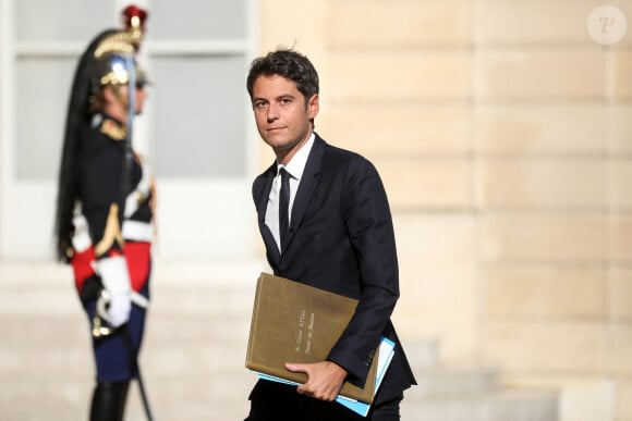Gabriel Attal arrive au conseil des ministres, au palais de l'Elysée, Paris, le 31 août 2022. © Stéphane Lemouton / Bestimage