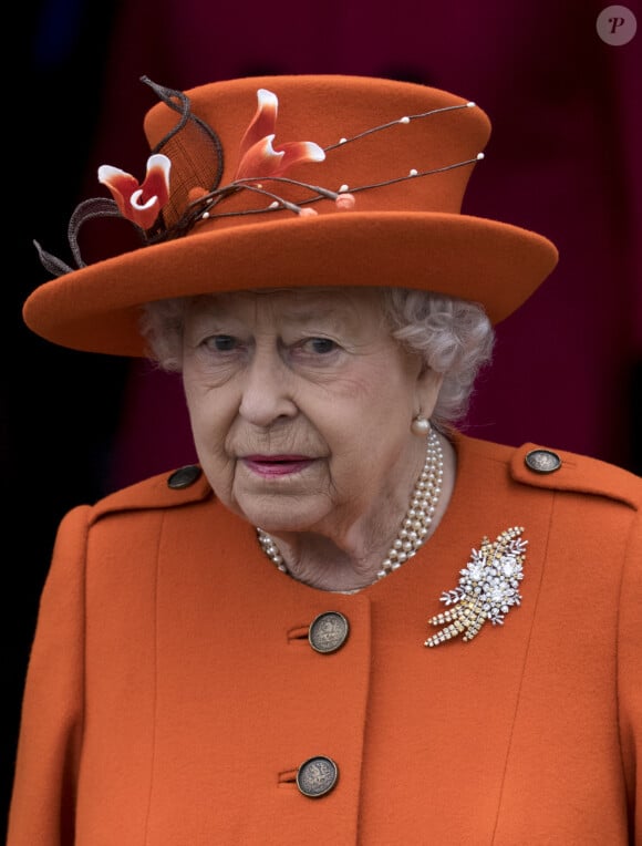 Elizabeth II est décédée il y a presque un an et demi.
La reine Elizabeth II - La famille royale d'Angleterre arrive à la messe de Noël à l'église Sainte-Marie-Madeleine à Sandringham.