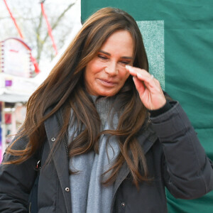 Un nouveau cri du coeur qui bouleversera à coup sûr les téléspectateurs de TF1.
Nathalie Marquay-Pernaut (Miss France 1987) lors de l'inauguration de l'Allée Jean-Pierre Pernaut à la Foire du Trône (fête foraine parisienne) sur la pelouse de Reuilly dans le bois de Vincennes du 12ème arrondissement de Paris, France, le 1er avril 2023. © Coadic Guirec/Bestimage