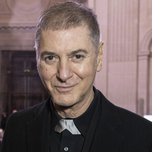 Exclusif - Etienne Daho lors de la remise de sa Grande Médaille Française de la chanson française de l'Académie Française à Paris, France, le 2 décembre 2021. © Olivier Borde/Bestimage 