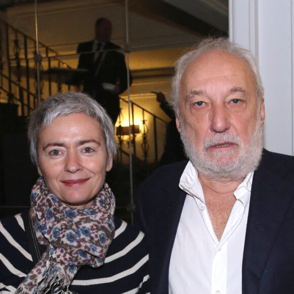 Exclusif - François Berléand et sa femme Alexia Stresi - Le propriétaire B.Magrez fête les 770 ans du Château Pape Clément au Pavillon Ledoyen à Paris, France, le 23 Novembre 2022. © Bertrand Rindoff / Bestimage