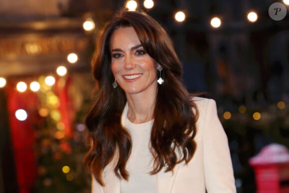 Kate Middleton a été hospitalisée à Londres
Catherine (Kate) Middleton, princesse de Galles, à la sortie du traditionnel concert de Noël "Together At Christmas" à l'abbaye de Westminster à Londres, Royaume Uni. 