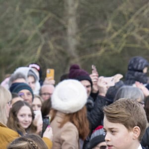 Le prince William, prince de Galles, et Catherine (Kate) Middleton, princesse de Galles, avec leurs enfants le prince George de Galles, la princesse Charlotte de Galles et le prince Louis de Galles - Les membres de la famille royale britannique lors de la messe du matin de Noël en l'église St-Mary Magdalene à Sandringham, le 25 décembre 2023.