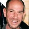 Miguel Ferrer est poursuivi par la National City Bank, qui lui réclame 142 000 dollars
