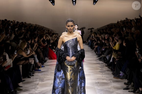 Défilé Giorgio Armani "Collection Haute Couture Printemps/Eté 2024" lors de la Fashion Week de Paris (PFW), le 23 janvier 2024.