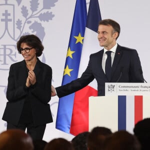 Rachida Dati, ministre française de la Culture et le président français, Emmanuel Macron - Le président de la République française E.Macron prononce un discours lors de la réception donnée en l'honneur de la communauté française à New Delhi, le 26 janvier 2024, dans le cadre de son voyage officiel en Inde. Le chef de l'Etat est en Inde du 25 au 26 janvier 2024 pour participer en tant qu’invité d’honneur à la fête de la Constitution indienne, "Republic Day", le 26 janvier, sur l’invitation du Premier ministre indien N.Modi. © Dominique Jacovides / Bestimage  The President of the French Republic E. Macron delivers a speech during the reception given in honor of the French community in New Delhi, January 26, 2024, as part of his official trip to India. The Head of State is in India from January 25 to 26, 2024 to participate as guest of honor in the Indian Constitution Day, "Republic Day", on January 26, at the invitation of the Indian Prime Minister N.Modi. 